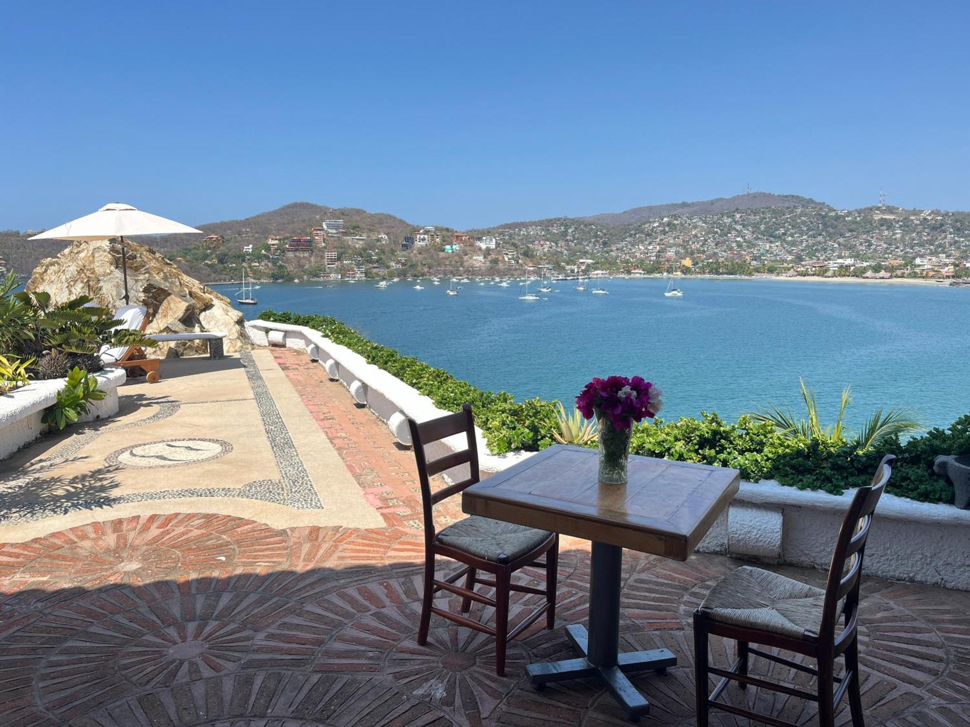 Villa De La Roca Zihuatanejo Buitenkant foto